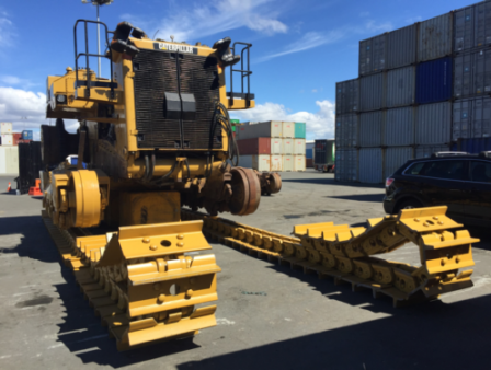Caterpillar bull dozer Caterpillar bull dozer stripped for transport