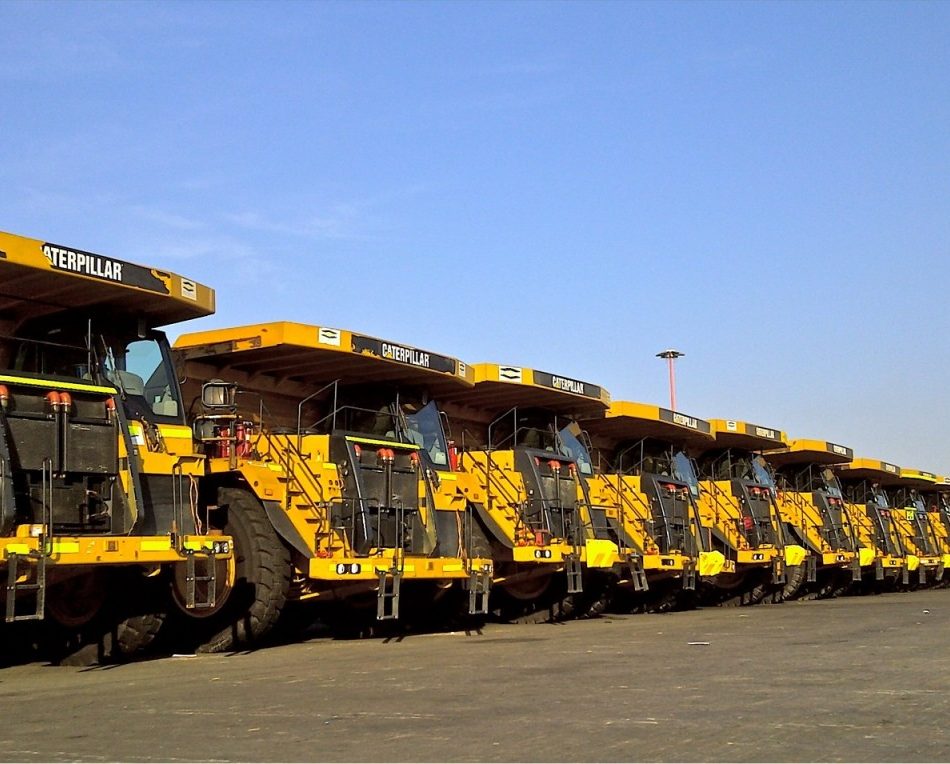 Caterpillar dump trucks Project logistics management of Caterpillar dump trucks